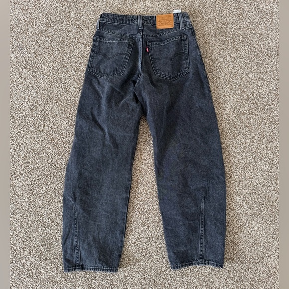 Levi's Baggy Dad Barrel Jeans - Picture 4 of 6